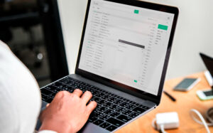 Como enviar e-mail no outlook
