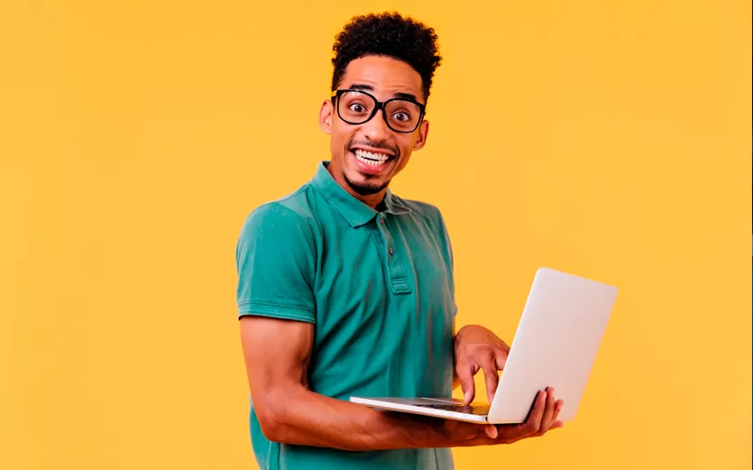 Domínio br ou domínio .com- Vantagens e desvantagens Domínio br ou domínio .com? Vantagens e desvantagens